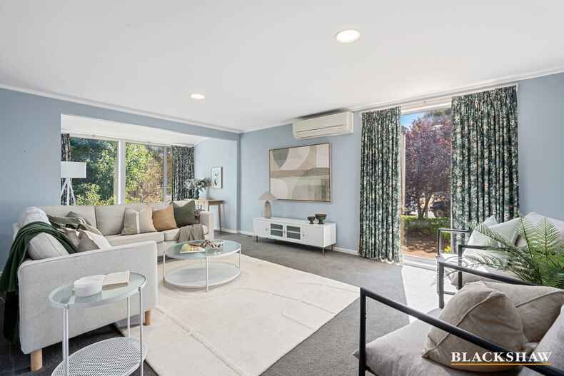 84 Chirnside Circuit Kambah