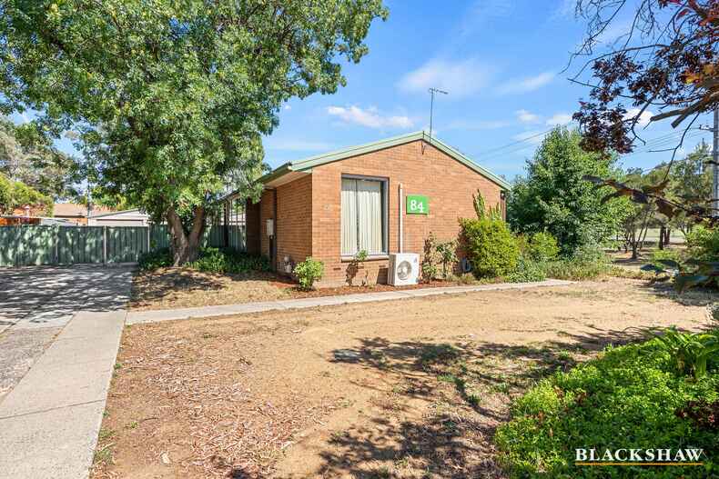 84 Chirnside Circuit Kambah