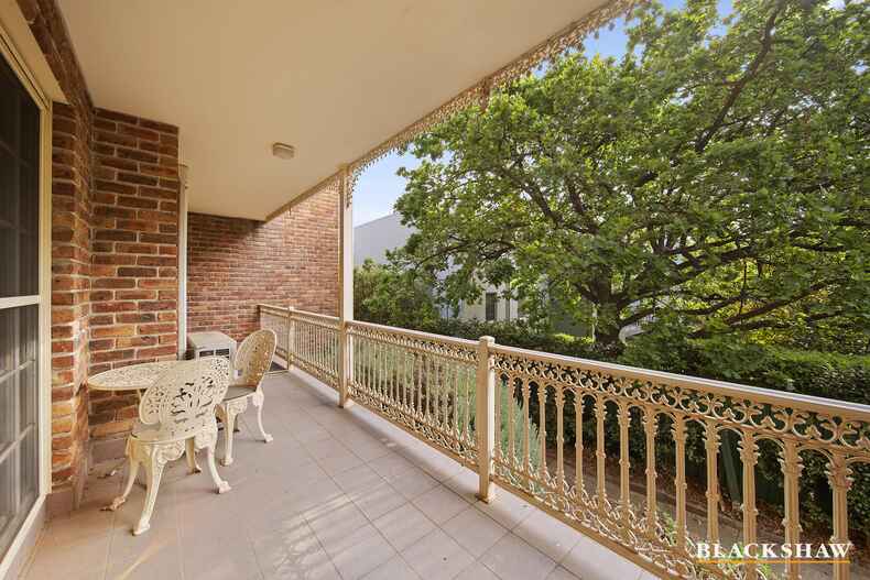 101/11 Giles Street Griffith 101/11 Giles Street Griffith