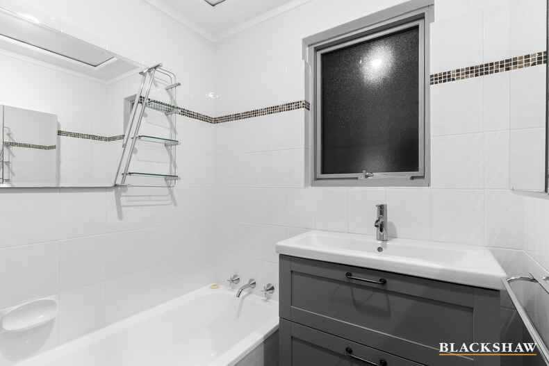 125 La Perouse Street Narrabundah 125 La Perouse Street Narrabundah