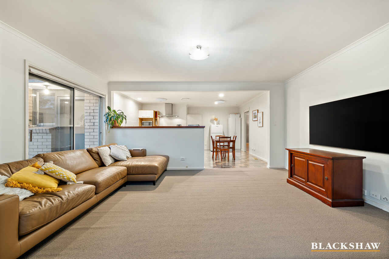 8 Morton Street Weetangera