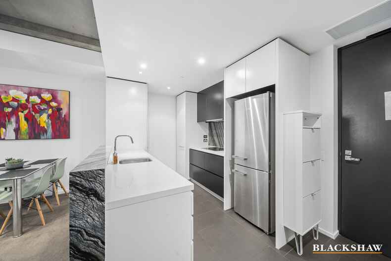 309/19 Marcus Clarke Street City