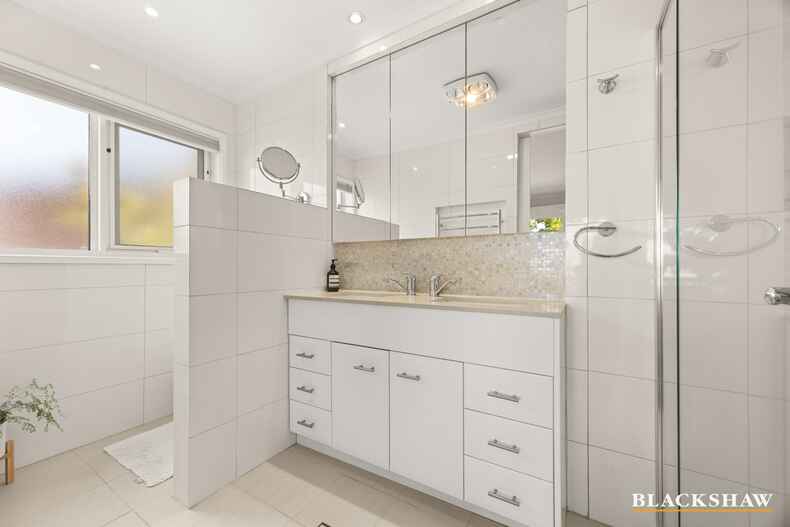 58 Denovan Circuit Calwell