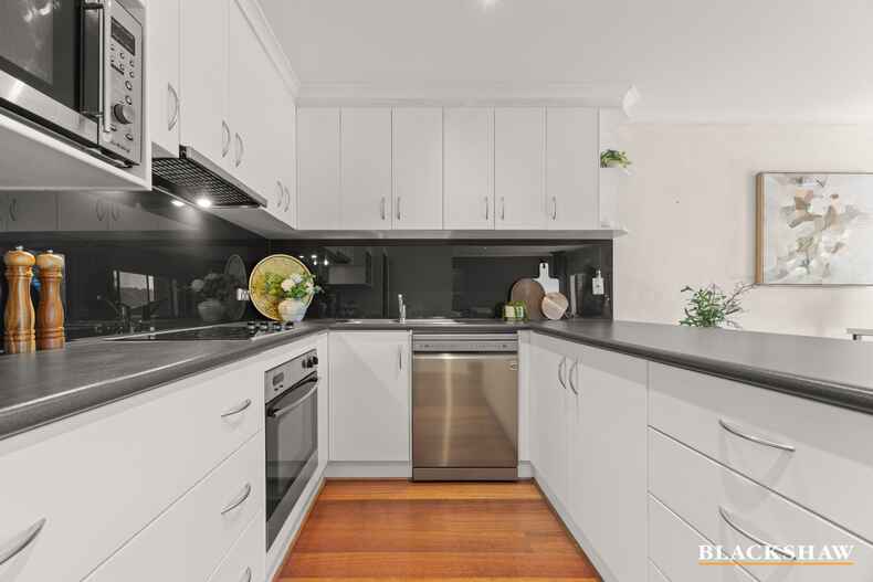 68 Hallen Close Phillip