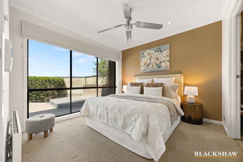 68 Hallen Close Phillip