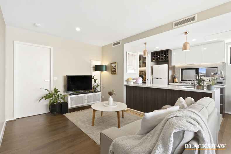 14/566 Cotter Road Wright