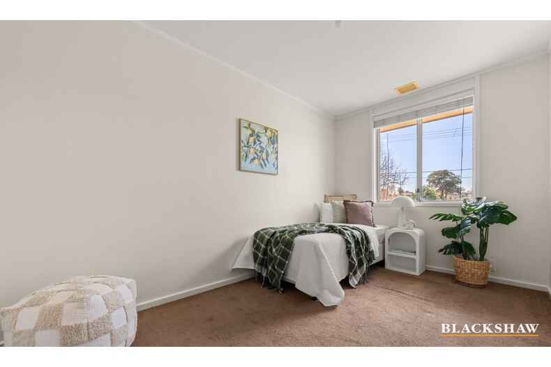 8 Graham Street Macgregor