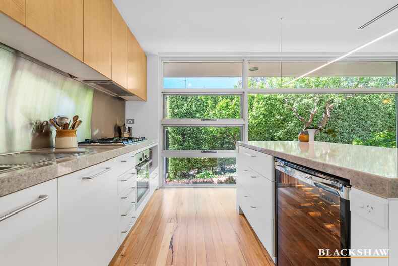 9 Johnston Street Narrabundah