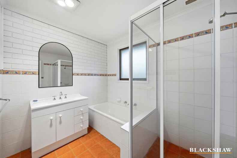 4/26 Pinkerton Circuit Kambah