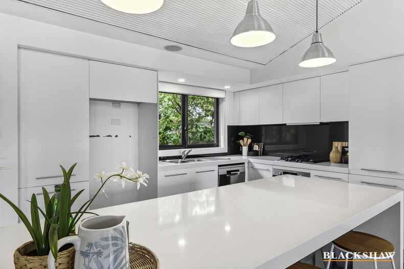 8 De Smet Place Fraser