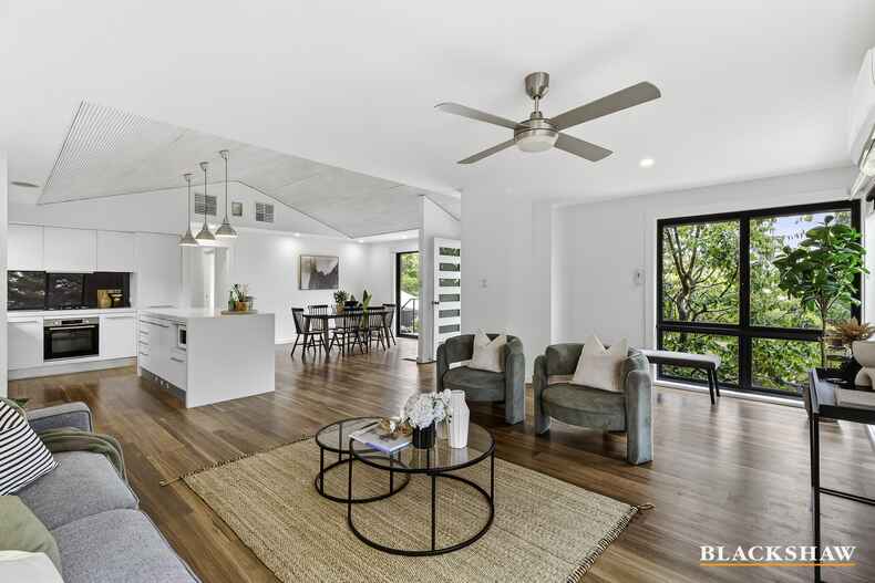 8 De Smet Place Fraser