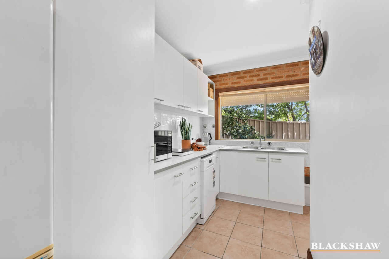 14 Tatchell Street Calwell