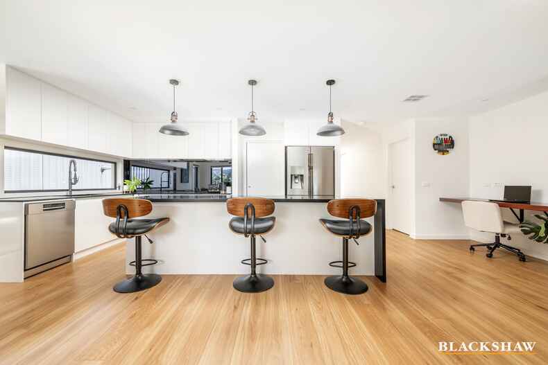 8 Yeomans Street Strathnairn 8 Yeomans Street Strathnairn