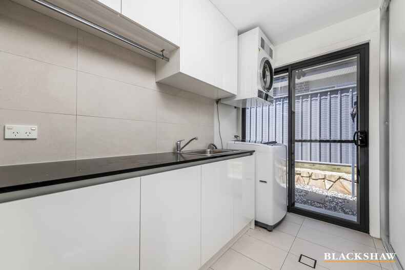 8 Yeomans Street Strathnairn 8 Yeomans Street Strathnairn