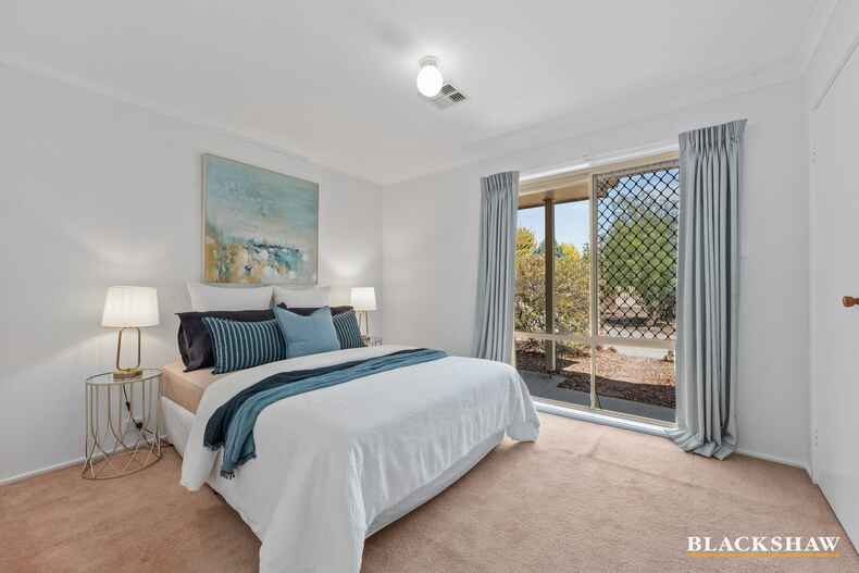 33/41 Ern Florence Crescent Theodore