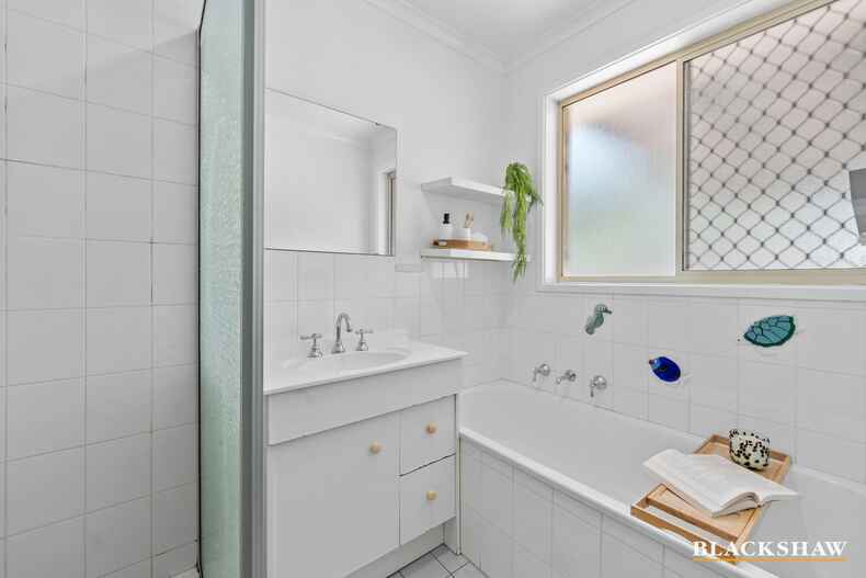 33/41 Ern Florence Crescent Theodore