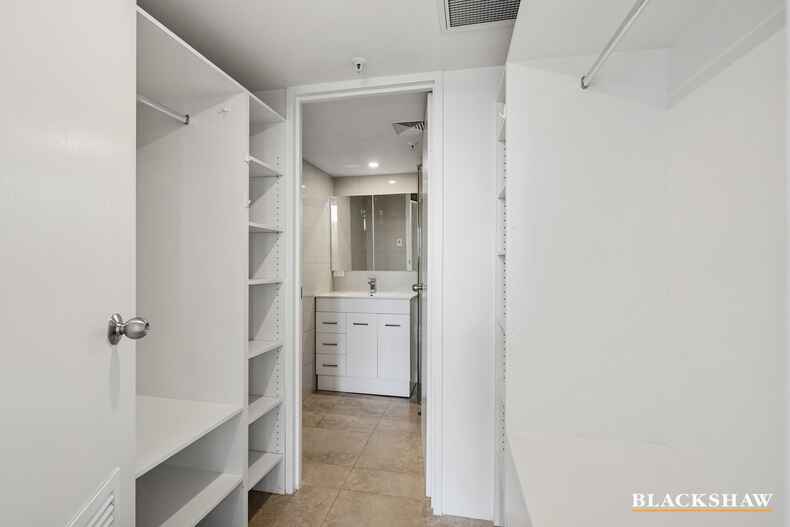 405/2 Marcus Clarke Street City