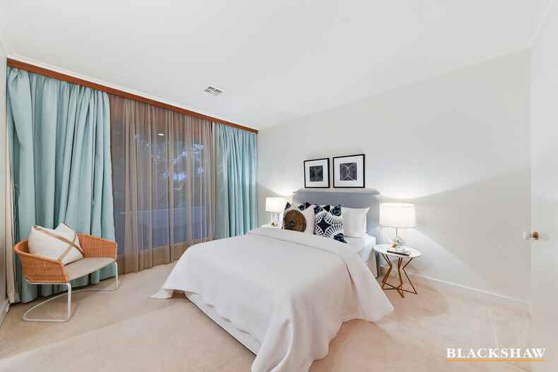 86 Mugga Way Red Hill