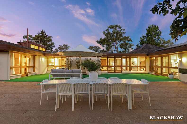 86 Mugga Way Red Hill