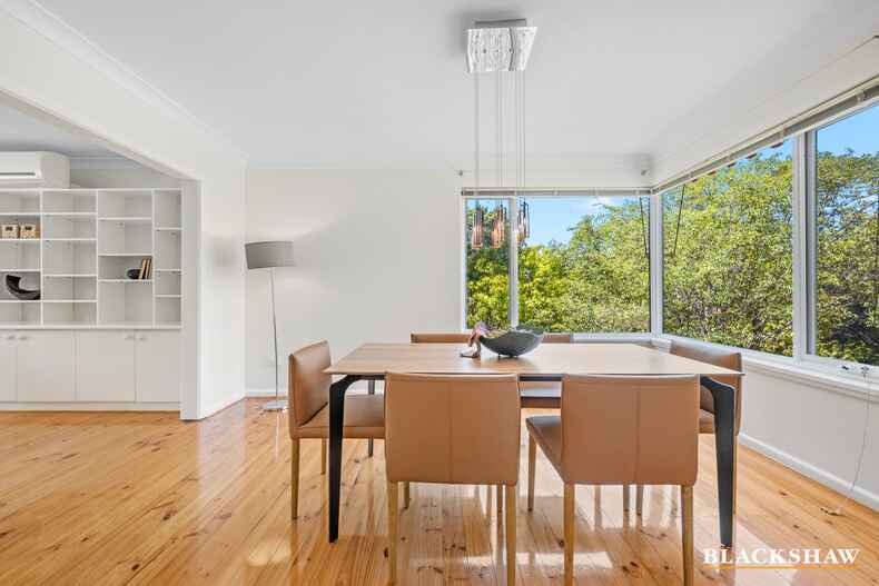 15 Golden Grove Red Hill