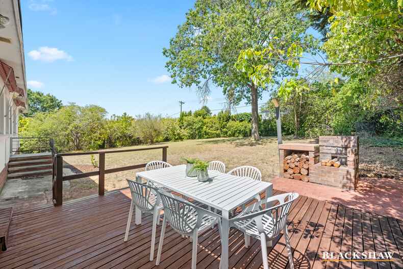 15 Golden Grove Red Hill