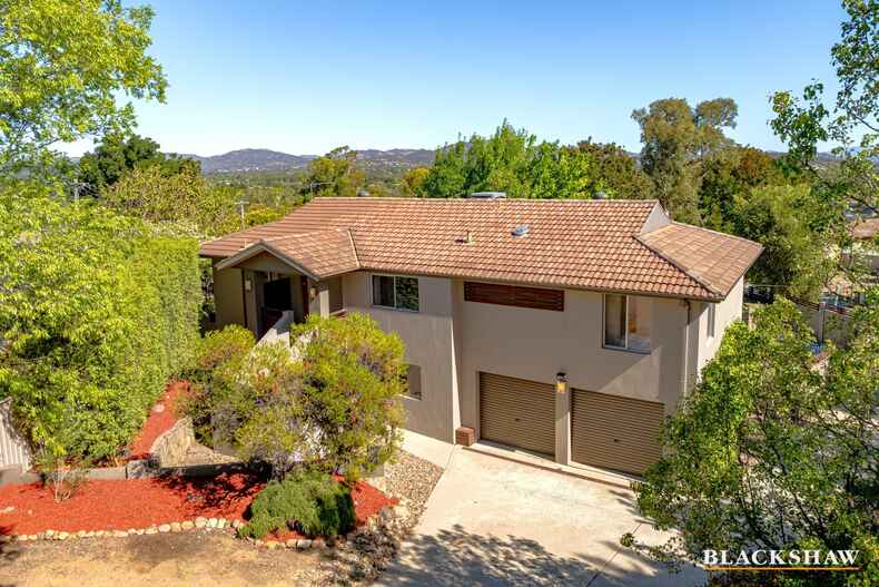 22 Nunan Crescent Oxley