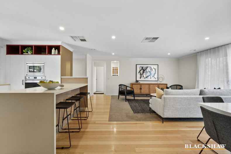 22 Nunan Crescent Oxley