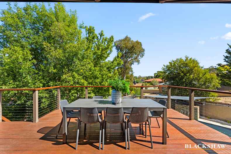 22 Nunan Crescent Oxley