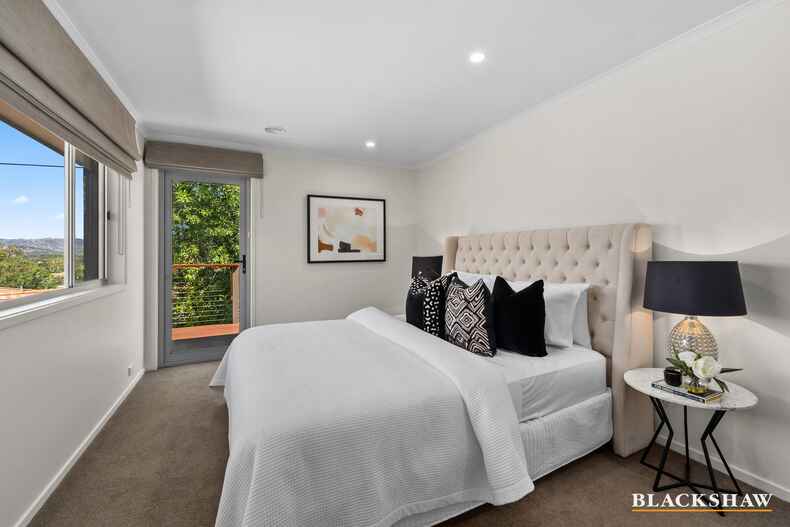 22 Nunan Crescent Oxley