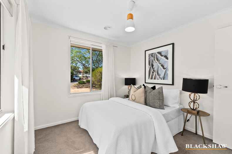 22 Nunan Crescent Oxley