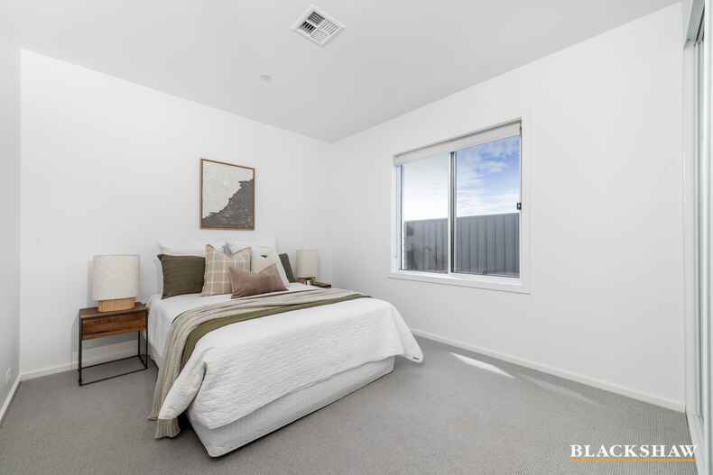 96 Robin Boyd Crescent Taylor