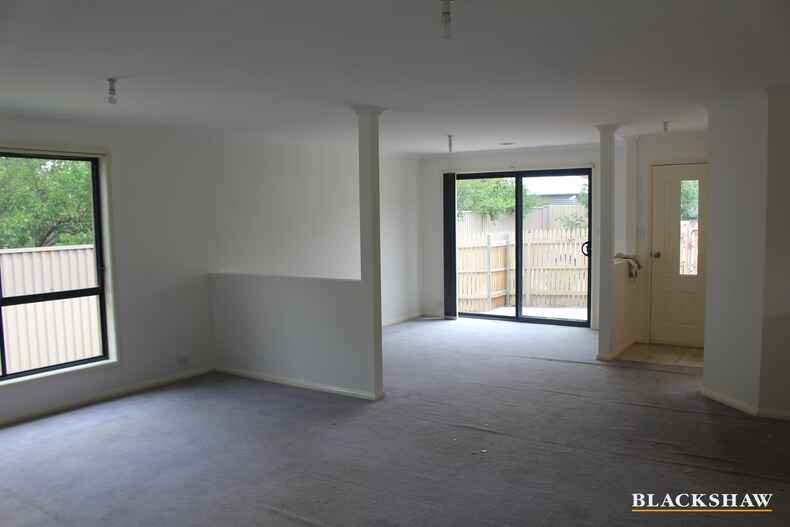 6/9-13 Yass Road Queanbeyan