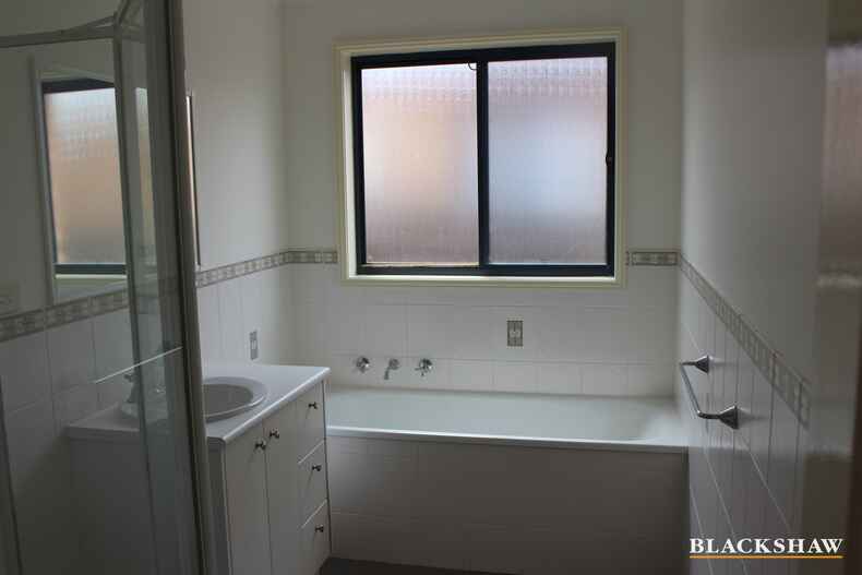 6/9-13 Yass Road Queanbeyan