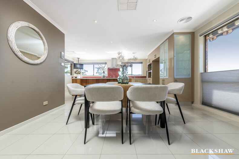 43 Nunan Crescent Oxley