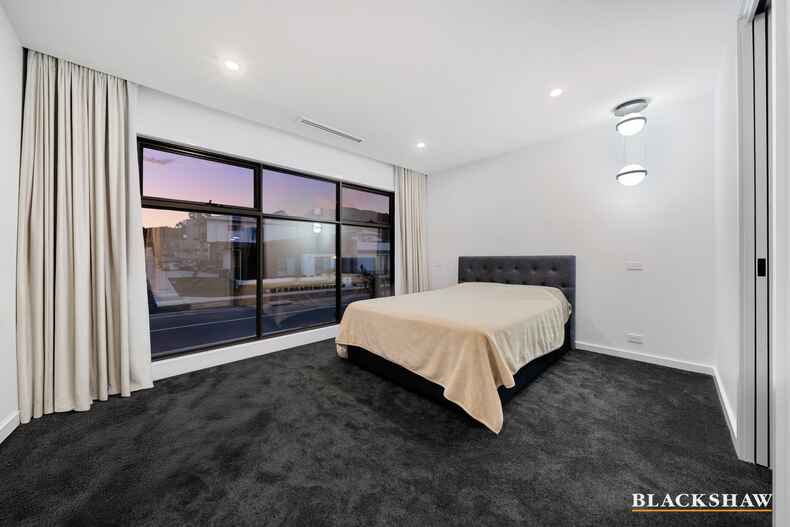 16 Leontine Loop  Denman Prospect