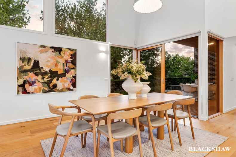 21 Francis Street Yarralumla