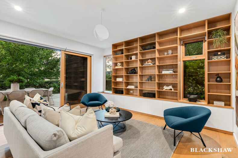 21 Francis Street Yarralumla