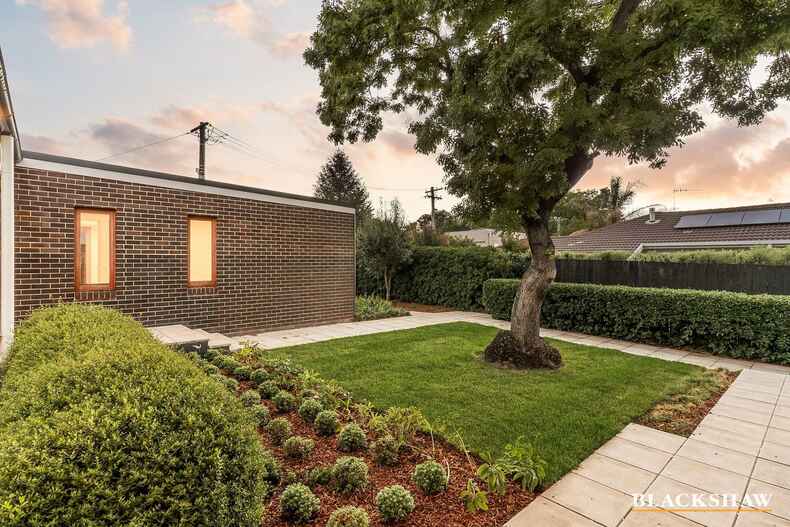 21 Francis Street Yarralumla