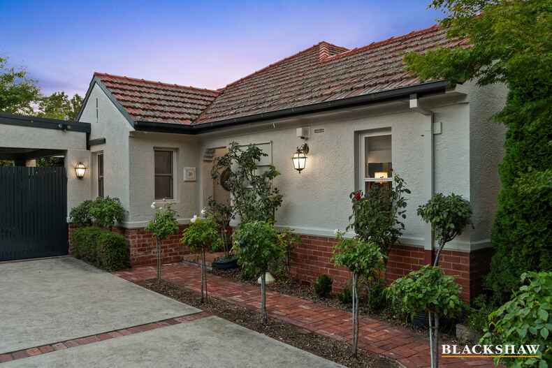 30 Euree Street Reid