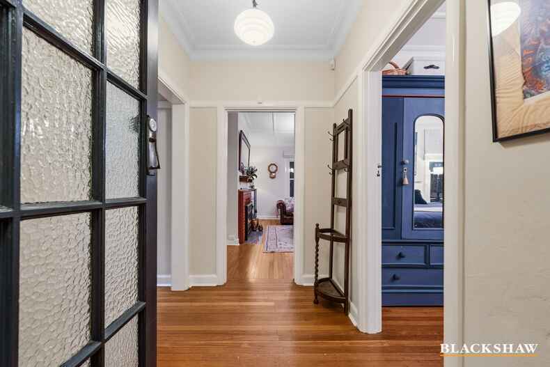 30 Euree Street Reid