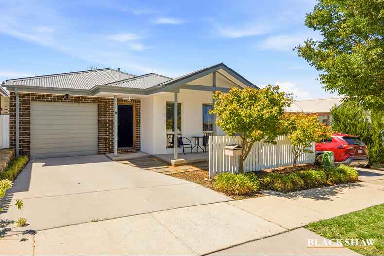 11 Daniel Street Googong