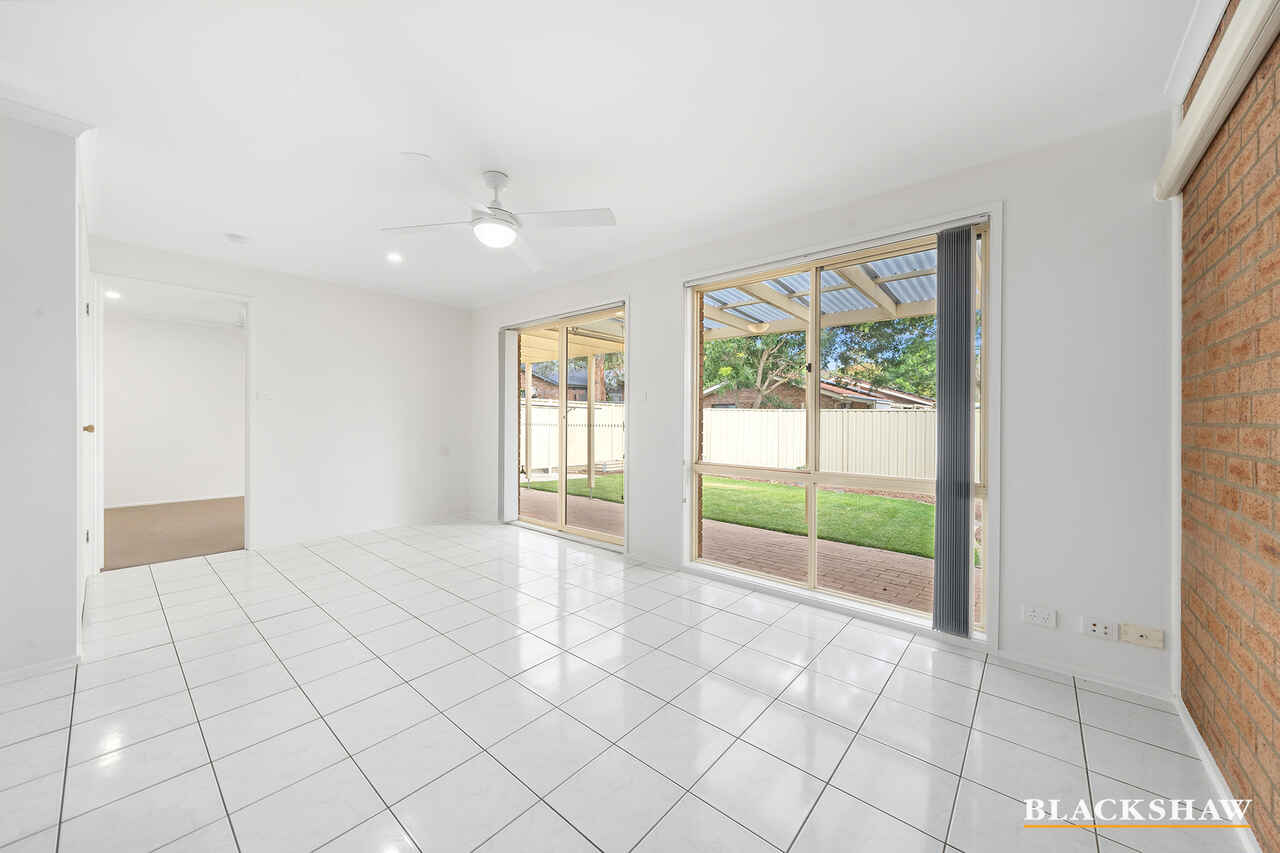 70 Knoke Avenue Gordon