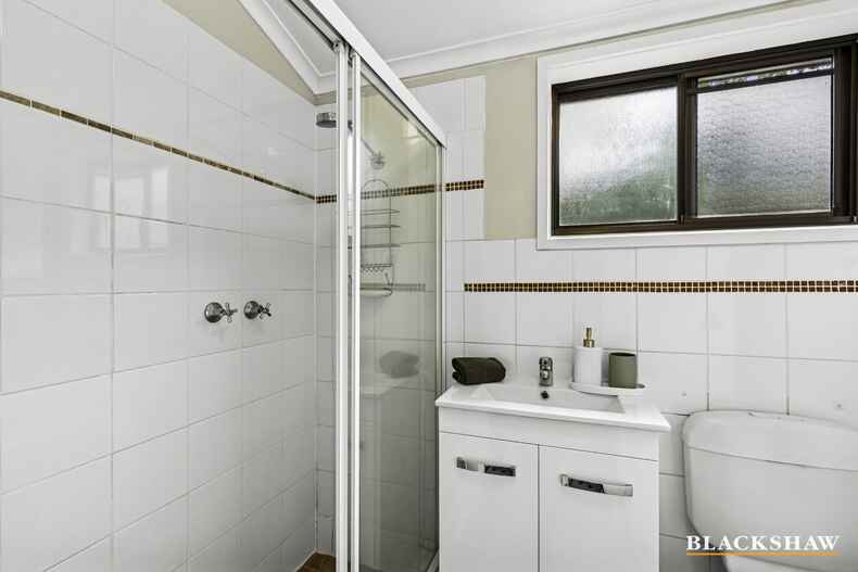 4/7 Limbunya Street Hawker 4/7 Limbunya Street Hawker