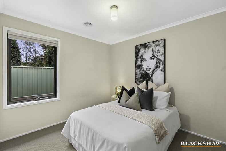 4/7 Limbunya Street Hawker 4/7 Limbunya Street Hawker