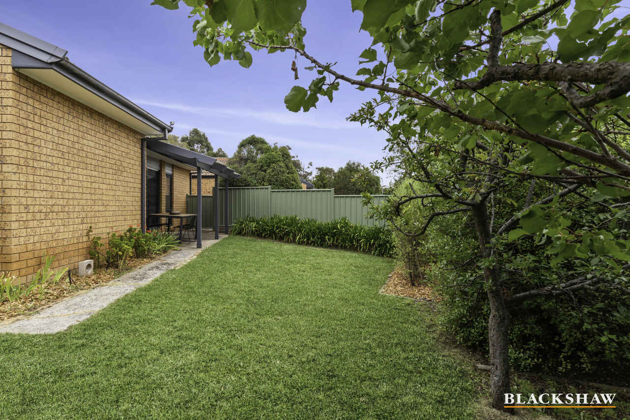 4/7 Limbunya Street Hawker