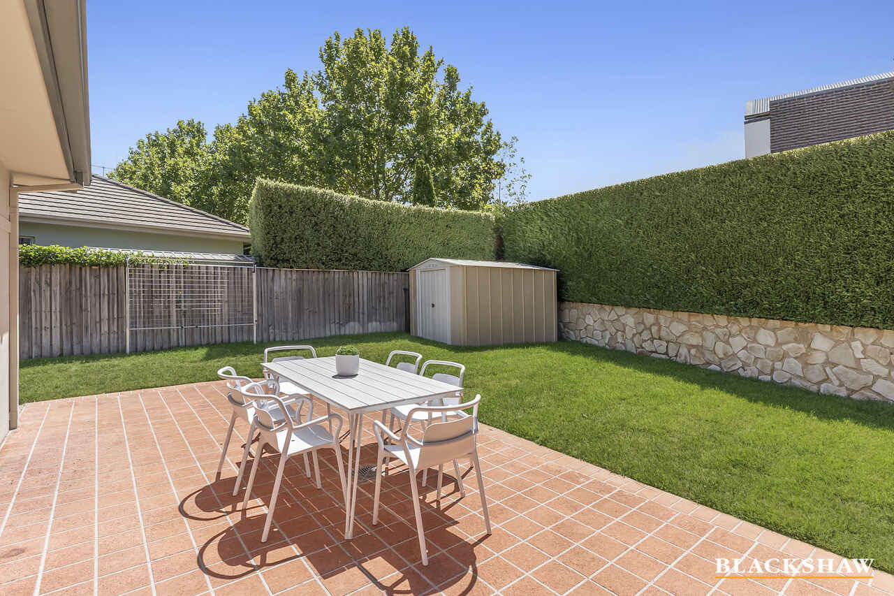 5/317 Goyder Street Narrabundah