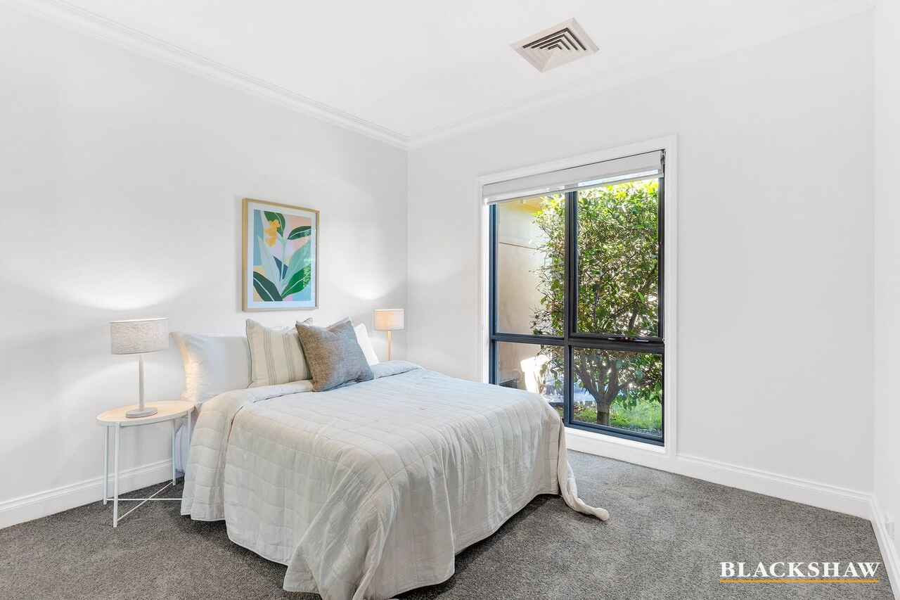 5/317 Goyder Street Narrabundah