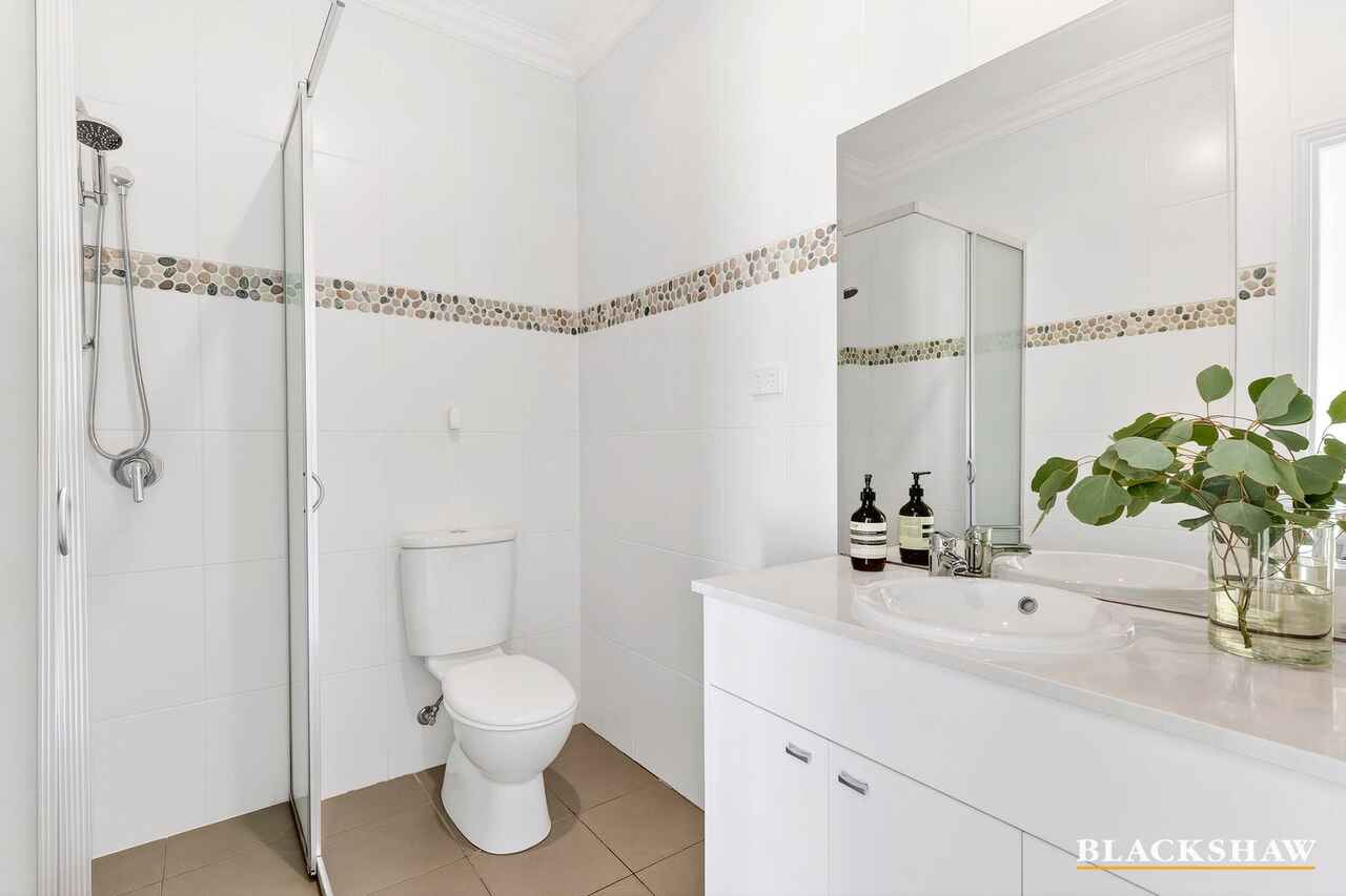 5/317 Goyder Street Narrabundah