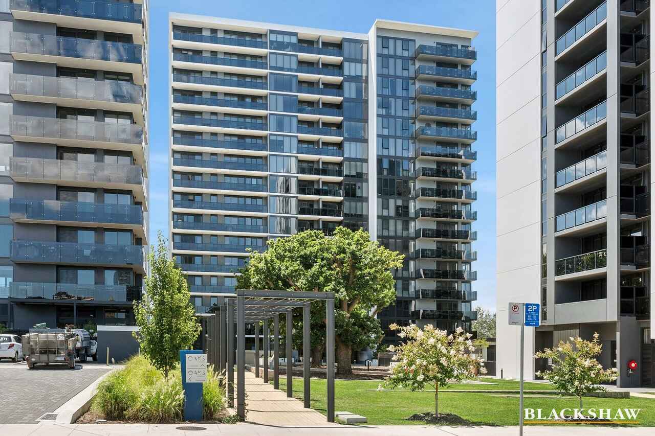 141/11 Irving Street Phillip