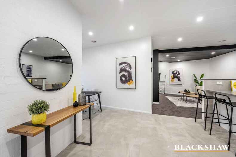 23/2 Antis Street Phillip